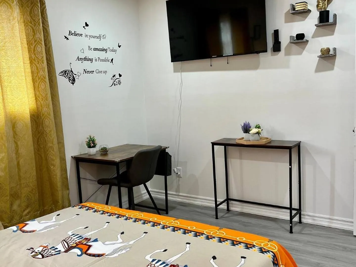 K2 Room Near Airport Mississauga 0*,